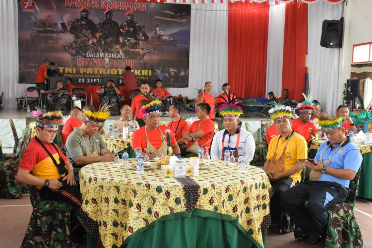 Kodam Kasuari Gelar Bakti Sosial Kesehatan, Sambut HUT Ke 78 TNI