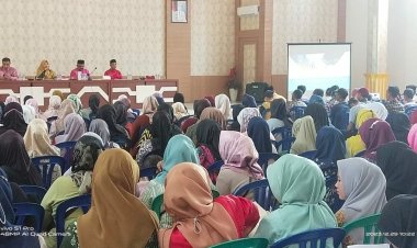 Kadis DLH Rohil Suwandi Pimpin Rapat Koordinasi dan Evaluasi Pelaksanaan kegiatan Akhir Tahun.