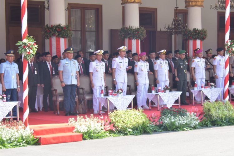 KPPM AAL Hadiri Peringatan Hari Bela Negara ke-75 di Grahadi