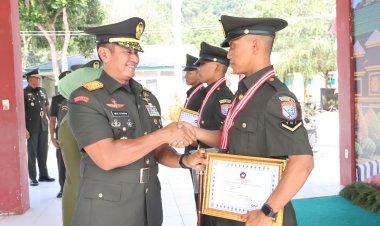 "Pangdam Tanjungpura Melantik 49 Prajurit Bintara TNI AD untuk Tahun Anggaran 2023"
