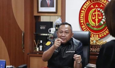 Kejaksaan Agung Memeriksa Tiga Saksi Terkait Kasus Emas Surabaya