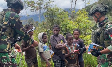 TNI Tingkatkan Pelayanan Pendidikan untuk Anak-Anak di Agisiga