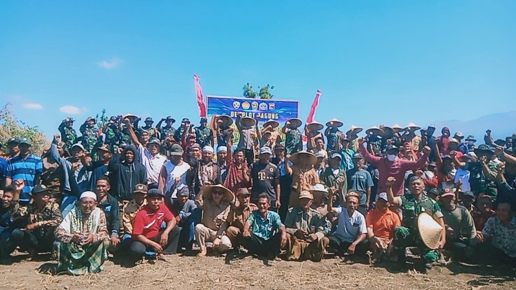 TNI Wujudkan Kemanunggalan dengan Petani: Peluncuran Pupuk Organik Cair dari Rumput Laut dan Metode Tani Lestari di Lombok Timur