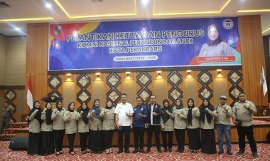 Sekdako Indra Pomi Kukuhkan Komisi Perlindungan Anak Kota Pekanbaru