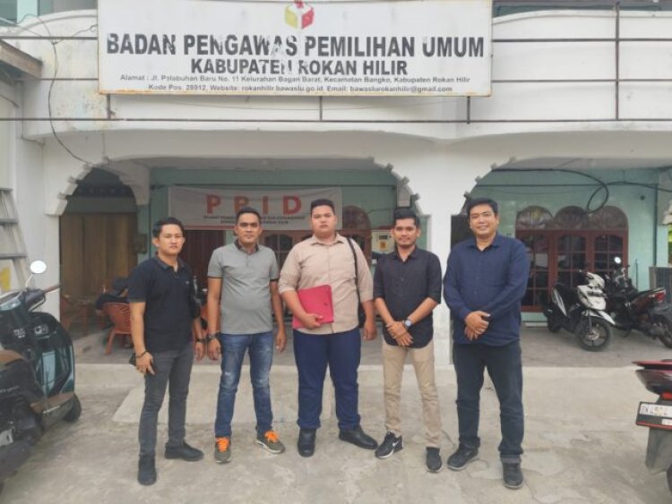 Tim Hukum Bijak Laporkan Sekdes dan Dua ASN ke Bawaslu Rohil atas Dugaan Ketidaknetralan dalam Pilkada