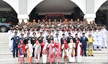 Pimpinan DPRD dan Pemko Pekanbaru Rayakan HUT ke-79 RI dengan Semangat Nasionalisme 