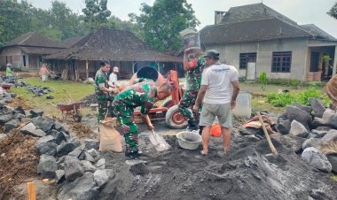 Gotong Royong Babinsa Sragen Perkuat Ikatan TNI dan Masyarakat