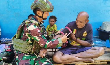 TNI Yonif 642 Bantu Layanan Kesehatan di Kiruru Kaimana