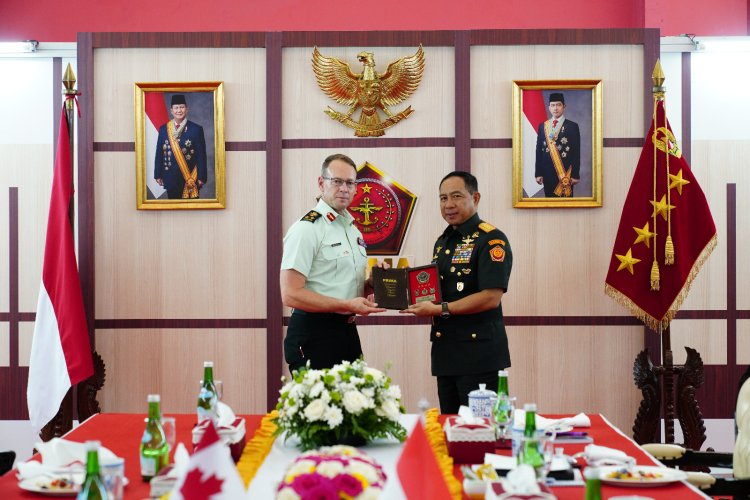 Panglima TNI Perkuat Kerja Sama Militer di Indo Defence 2024