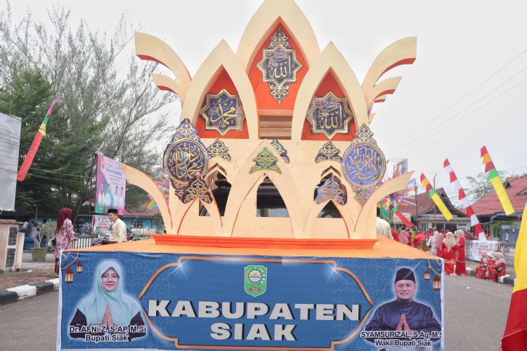 Siak Tampilkan Warisan Islam di Pawai MTQ Riau 2025