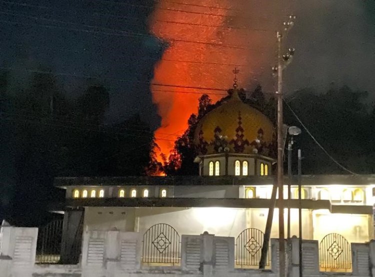 TNI Sigap Padamkan Kebakaran Kantor Dishub dan Lahan Warga di Abdya