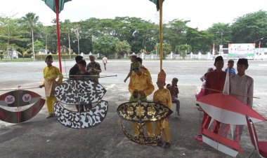 Lomba Layang-Layang Hias Meriahkan HUT ke-80 RI di Inhil