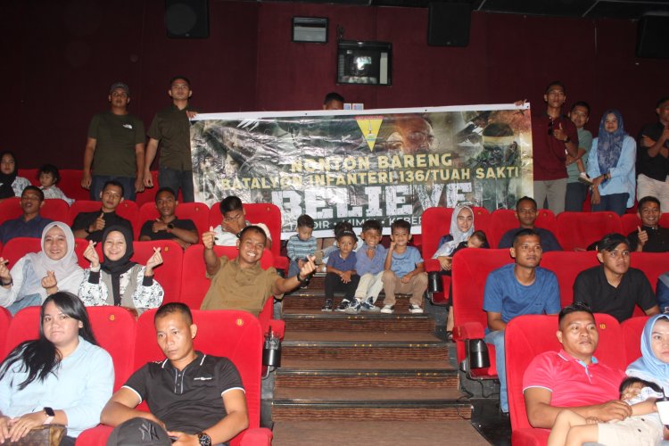 Yonif 136/TS Gelar Nobar Film “Believe” untuk Bangkitkan Semangat Juang Prajurit