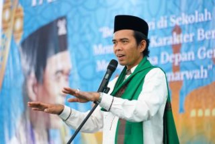 Riau Berzikir Bersama UAS di HUT ke-68, Ribuan Warga Padati Talang Mulya