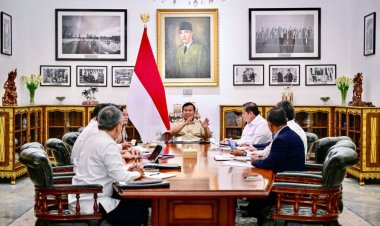 Prabowo Perpanjang Insentif UMKM, Pariwisata, Industri Padat Karya & Perlindungan Pekerja