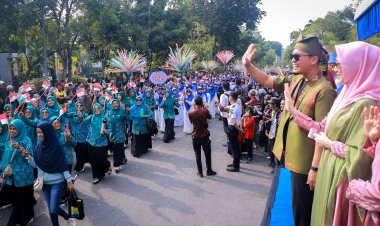 Guyuran Hujan Iringi MTQ ke-57 Pekanbaru, Warga Tetap Antusias