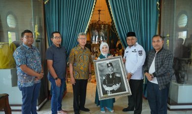 Wabup Syamsurizal Kenalkan Pesona Siak kepada Komisaris Bank Mandiri