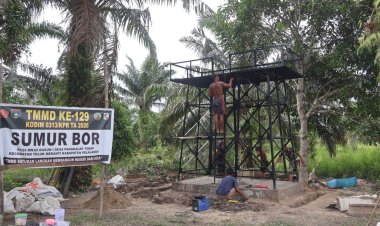 Atas Kelangkaan Air Bersih Di Pesisir, Satgas TMMD Ke-129 Kodim 031/KPR Geber Program TMAB Di Pangkalan Terap