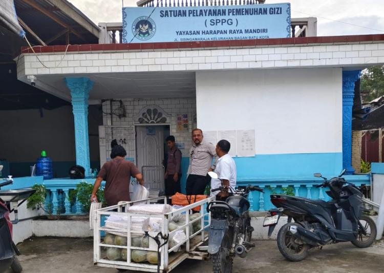 Kepala DLH Rohil Sidak Dapur MBG, Kepala SPPG Tak Berada di Tempat